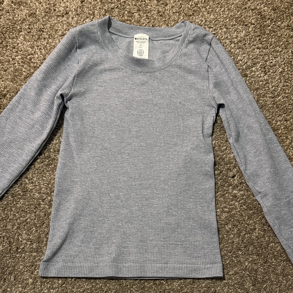 Athleta Light Gray Long Sleeve Tee